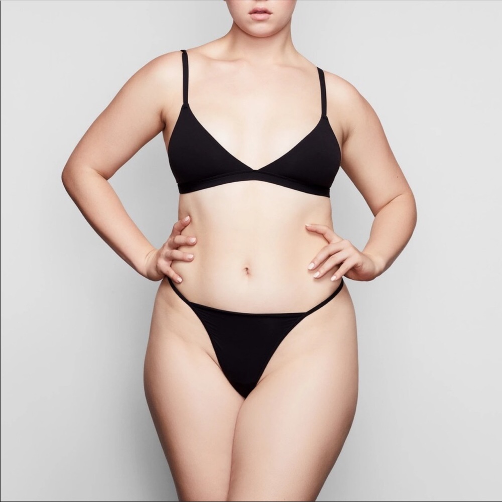 Skims Fits Everybody Triangle Bralette Plus Size